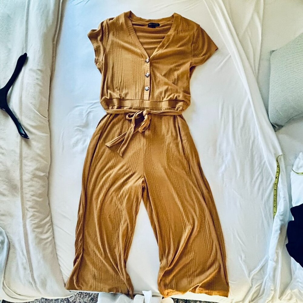 Banana Republic Ribbed Knit Cropped Jumpsuit in Golden Wreath Size XL